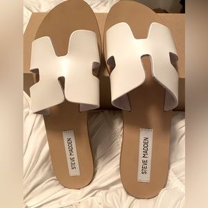 Steve Madden Grecian sandals